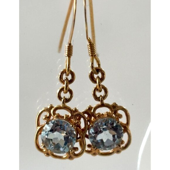 Vintage earrings With Blue Lab Created Topaz Gemstones - Picture 4 of 4